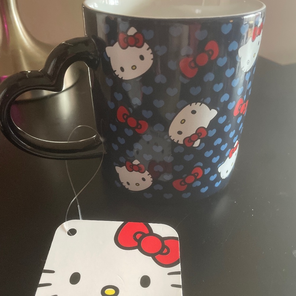 Hello Kitty glass mug